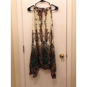 Patterned sleeveless dress